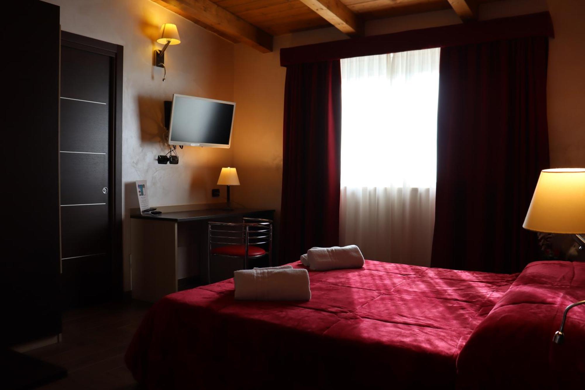Hotel Paradiso ファレルナ エクステリア 写真